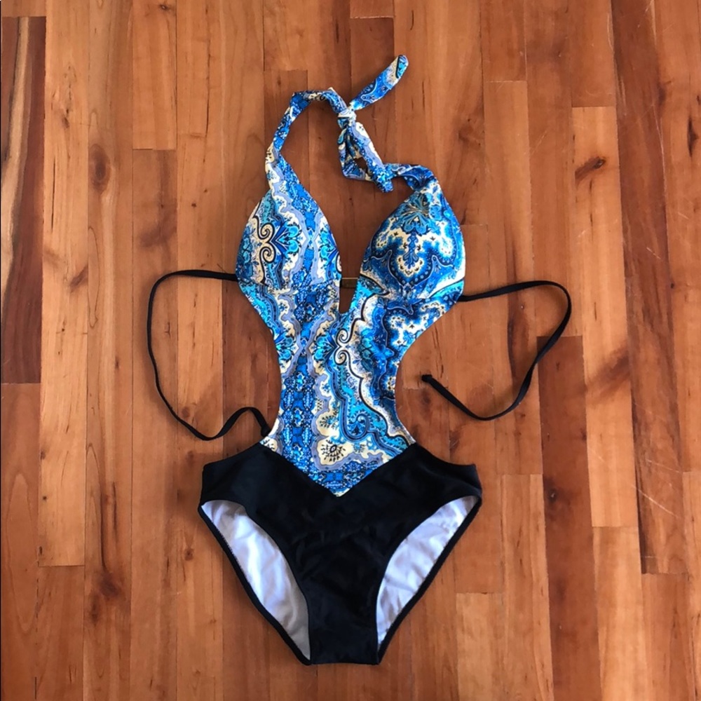 One piece cut out swimsuit